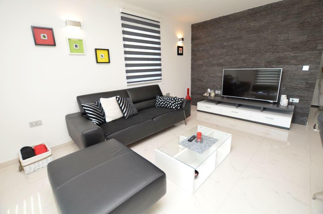 Apartments Golden Hour Jurdani Exterior foto