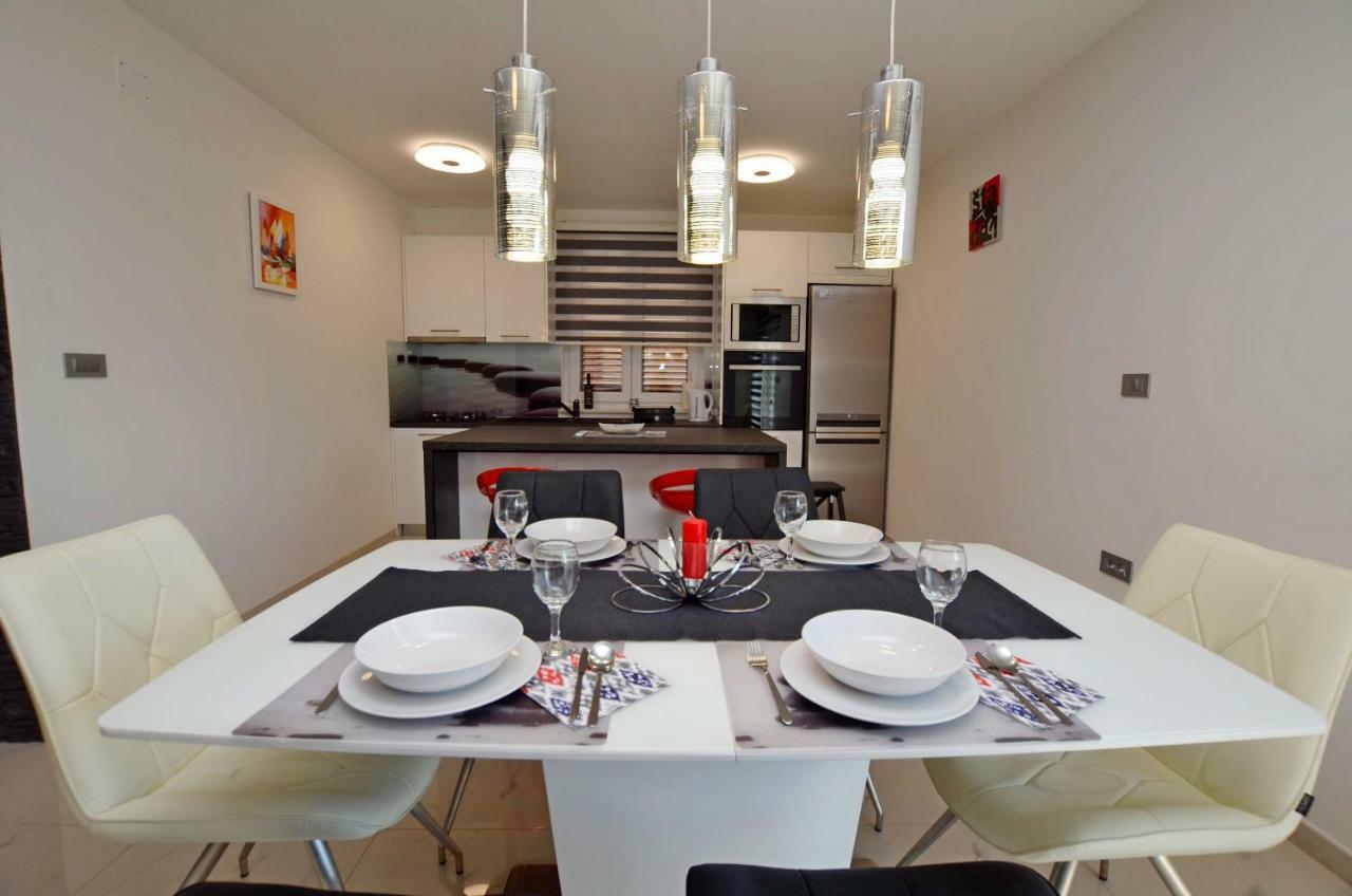 Apartments Golden Hour Jurdani Exterior foto